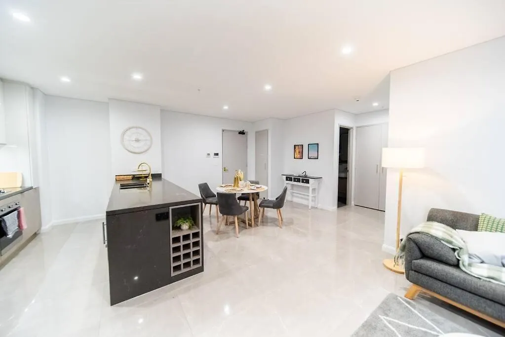 Apartment Sea Fever - Lv 65 Skyhome On Ocean Meriton Gold Coast Australia