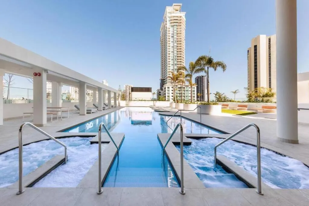 Sea Fever - Lv 65 Skyhome On Ocean Meriton Gold Coast Australia
