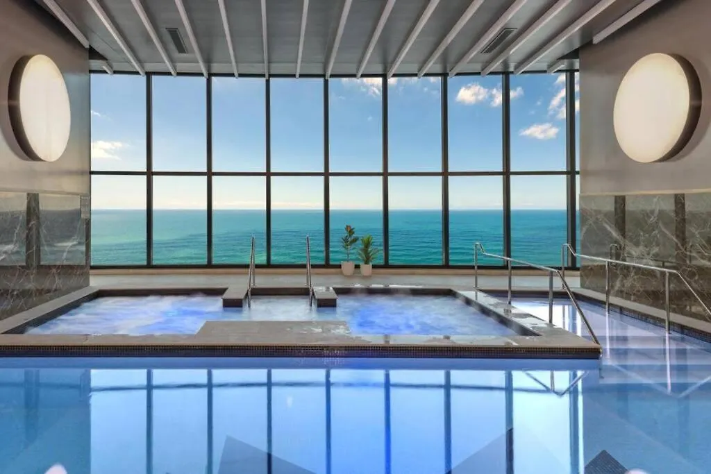 Apartment Sea Fever - Lv 65 Skyhome On Ocean Meriton Gold Coast