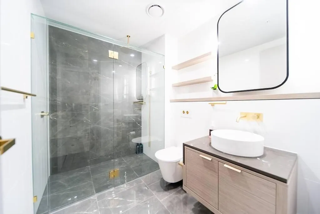 Sea Fever - Lv 65 Skyhome On Ocean Meriton Gold Coast Apartment