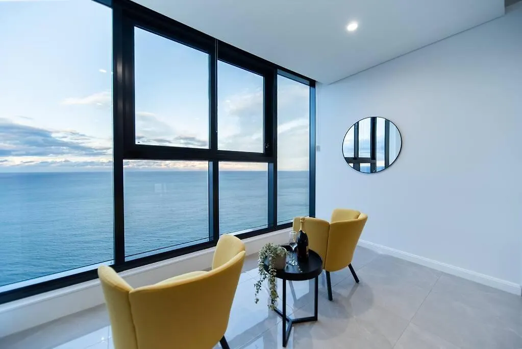 Sea Fever - Lv 65 Skyhome On Ocean Meriton Gold Coast Apartment